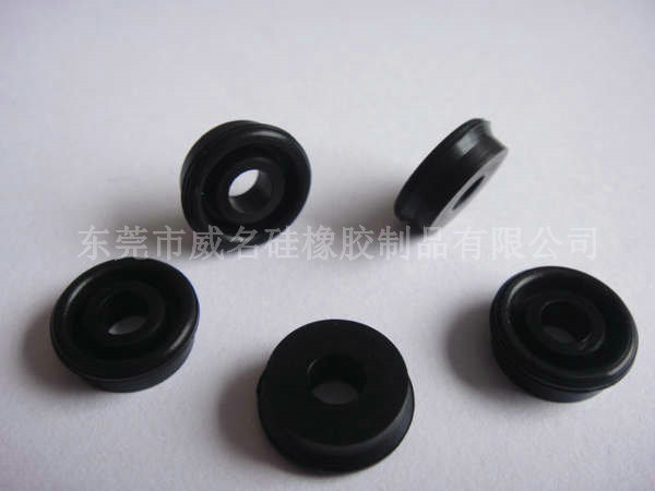 304不銹鋼紅酒塞有哪些注意事項(xiàng)？